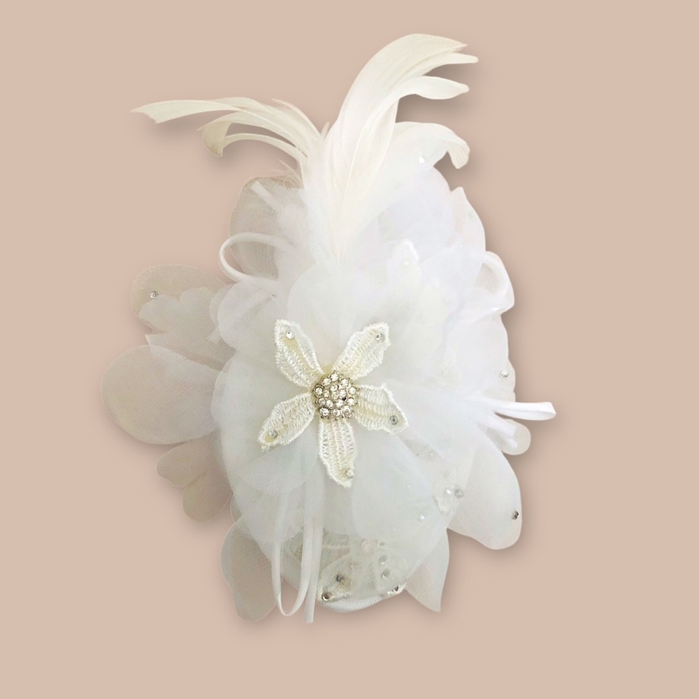Flower Fascinator - Picture 2 of 6